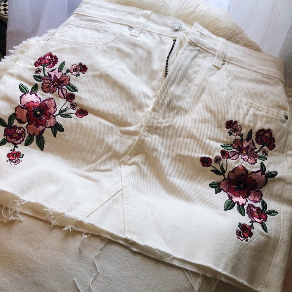 Pacsun White Denim Skirt with Floral Accents
